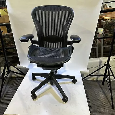 Buy Herman Miller Aeron Office Chair In Black / Size B/ Basic • 399$