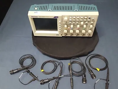 Buy Tektronix_TDS2024C: Oscilloscope, 200MHz 4CH 2GS/s, With TPP0201 X 4ea (9906) • 2,000$