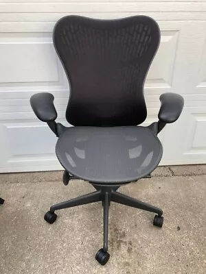 Buy Herman Miller® Mirra 2 Office Chair • 349.99$