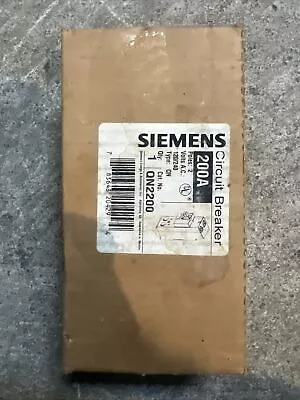 Buy Siemens QN2200 240V Circuit Breaker • 45$
