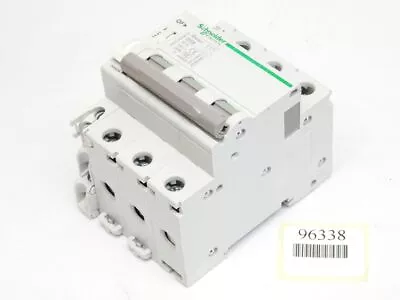 Buy Schneider Electric Osmart D10 OSMC32N3D10 / New • 21.63$