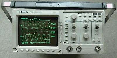 Buy Tektronix TDS320 100Mhz Digital Oscilloscope Calibrated, Only Power Up 98 Times • 345$