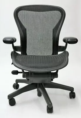 Buy Herman Miller Aeron Classic  Mesh Office Desk Chair Size B Basic  • 429.99$