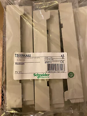 Buy TSXRKA02 Schneider Electric - Protective Cover (Pack Of 5) Modicon Automation • 14$