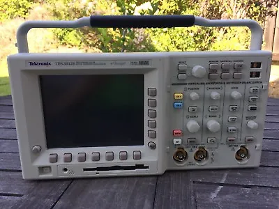 Buy Very Low Use-hours Calibrated Tektronix TDS 3012B Digital Oscilloscope 100MHz    • 900$