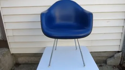 Buy Herman Miller Eames Arm Shell Chair Blue 4th Gen. MCM • 250$