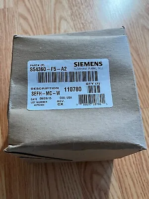 Buy Siemens S54360-F5-A2 High Fidelity Speaker Strobe Alarm • 33$