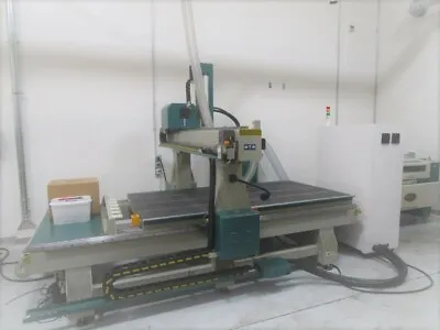 Buy SF02714 Grizzly 4' X 8' 4 Axis Router With Vacuum Table And Linear Tool Changer • 26,500$