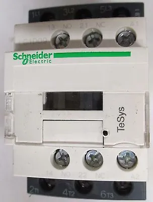 Buy Schneider Electric LC1D09...C TeSys 690VAC 9A 5.5KW 3 Pole Contactor 24V Coil • 45$