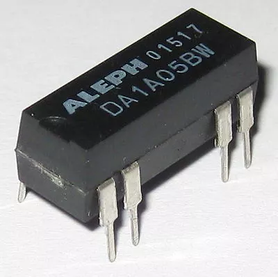 Buy Aleph 5V Coil 0.5 Amp Relay Rated At 200 VDC - Small 5 V DC PC Mount DIP Relay • 5.95$