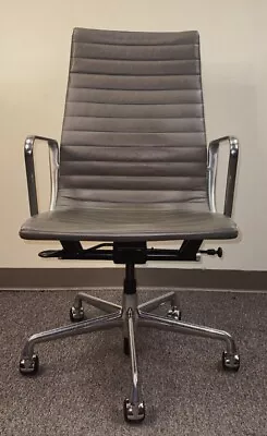 Buy Genuine Herman Miller Eames Aluminum Group Executive Chair In Grey Leather • 900$