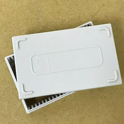 Buy VWR Microslide/Microscope Slide Box With 25 Slots -- $17 For 10 Boxes • 17$