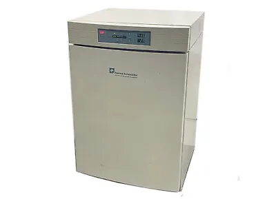 Buy Thermo Forma Scientific 3110 HEPA Series II CO2 Water Jacketed Incubator • 599.99$