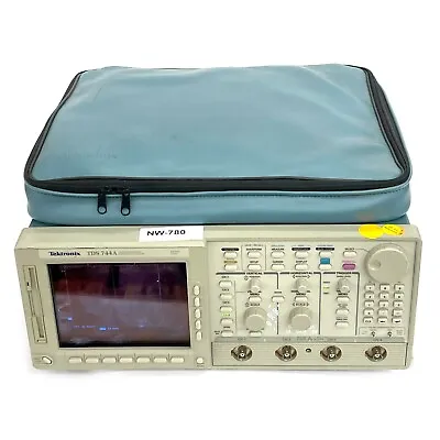 Buy Tektronix TDS 744A Color 4-Channel Digitizing Oscilloscope W/Accesories, TESTED • 799.97$