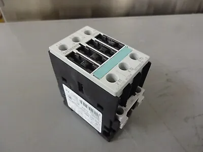 Buy Siemens 3rt1026-1a / Overload Relay Contactor 35a Coil 110/120vac 50/60hz • 15.99$