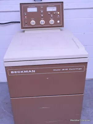 Buy Beckman J2-21 Centrifuge With  No Rotor • 2,500$