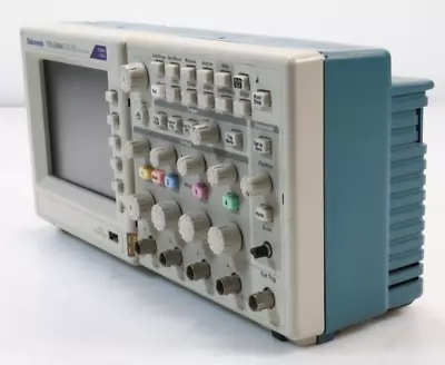 Buy Tektronix TDS2004C 4-Channel Digital Oscilloscope Parts Repair • 161.49$