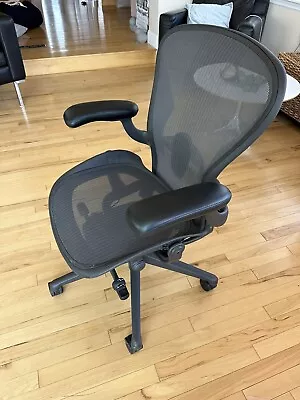 Buy Herman Miller Aeron Remastered Chair - Size B Graphite • 499$