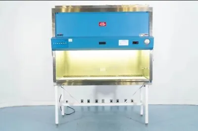 Buy NUAIRE Biosafety Cabinet 6' NU-425-600 W/ Stand • 1,900$