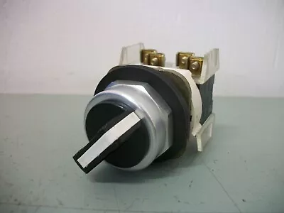 Buy Allen-bradley 3-position Maintained Selector Switch 800t-j2 • 19.99$