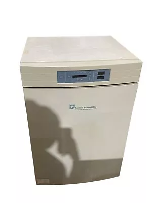 Buy Forma Scientific 3110 CO2 Water Jacketed Incubator • 116.16$