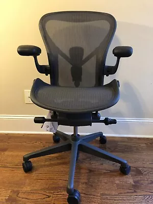 Buy Herman Miller Aeron Remastered Chair Fully Loaded With Posturefit SL (Size C) • 1,099$