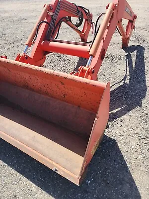 Buy Kubota LA1251 Front Loader For M9000 Tractor With Quick Attachment Bucket • 4,300$
