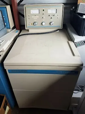 Buy Beckman J2-HS Refrigerated Centrifuge . NON TESTED.  FOR PARTS OR REPAIRS.  • 550$