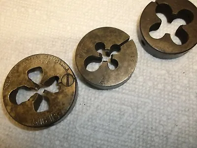 Buy 3 ANTIQUE COLLECTIBLE THREADING DIES)  See Pics(4) • 12$