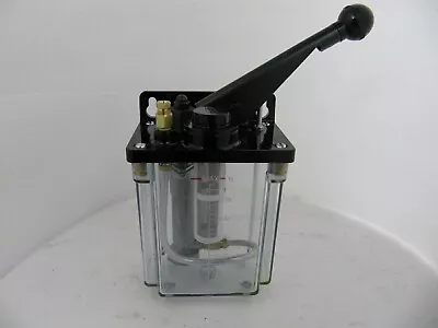 Buy Manual Hand Pump For Bridgeport Milling Machine 1 Liter Bijur Type CKE-8L • 65$