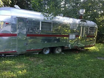 Buy Vintage Streamline Camper 8' X 25' Food Concession Trailer With Bathroom For Sal • 49,500$