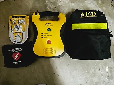 Buy Lifepak 500 Automated External Defibrillator W/ Case -never Used!!!! • 499$