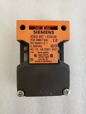 Buy Siemens 3SE2 257-6XX48 Interlock Switch • 29.95$