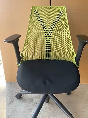 Buy Herman Miller Sayl Desk Office Chair • 399$