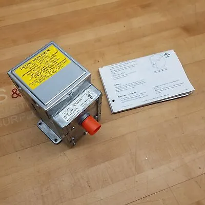 Buy Schneider Electric MC-351-0-0-1 Electric Actuator, Two-Position, 24V, 60Hz - NEW • 449.99$