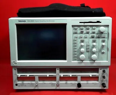 Buy Tektronix TDS8000 B010525 Digital Sampling Oscilloscope • 497$