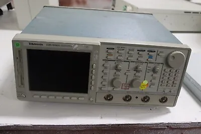 Buy Tektronix TDS 644A Color Four Channel Digitizing Oscilloscope 500 MHz 2 GS/s  • 599.99$