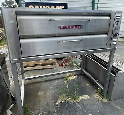 Buy Pizza Oven Blodgett 961 Commercial Or Home Use Gas Pizza Oven • 1,680$