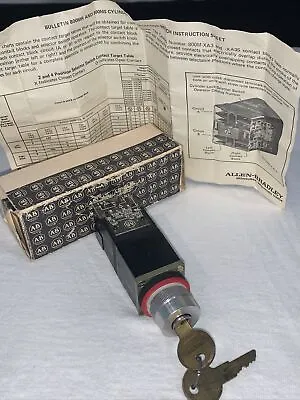 Buy Vintage Allen-Bradley Milwaukee Wi. Cylinder Lock Switch W/ Illinois T-100 Keys • 39.47$