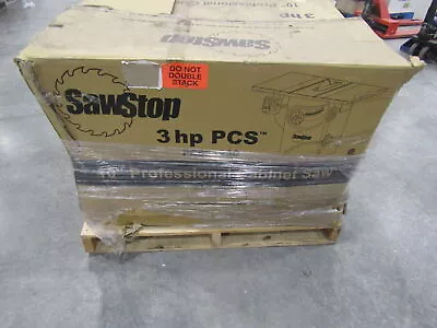 Buy SawStop 10  Professional Cabinet Saw PCS31230 • 2,499.98$