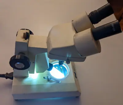 Buy Edmund Industrial Optics  EO  Binocular Microscope. Used. AS-IS • 49$