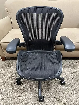 Buy Herman Miller Aeron Office Chair - Black • 340$