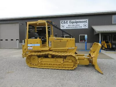 Buy 2002 Dressta TD8H Bull Dozer  With Winch Ex Government Low Hours! • 51,999$