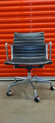 Buy Herman Miller Eames Aluminum Group Management Office Chair Espresso Leather  • 450$