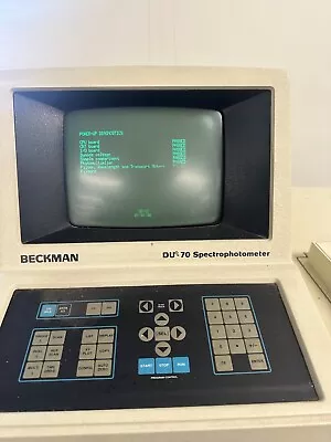 Buy Beckman DU-70 Spectrophotometer • 1,000$